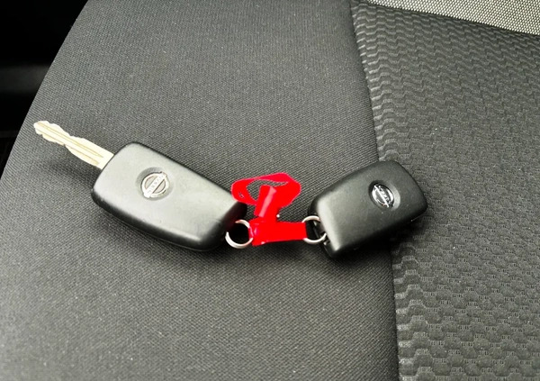 Nissan Qashqai cena 72900 przebieg: 31149, rok produkcji 2018 z Sieraków małe 352